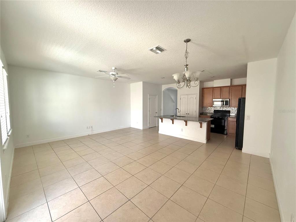8615 VIA TRIESTE DRIVE, WINDERMERE, FL — photo 4 of 30