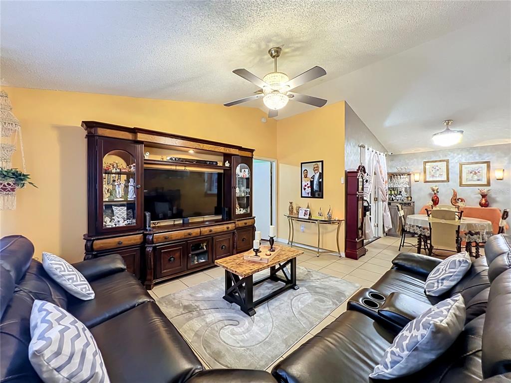 3438 BRETWOOD DRIVE, ORLANDO, FL — photo 4 of 30