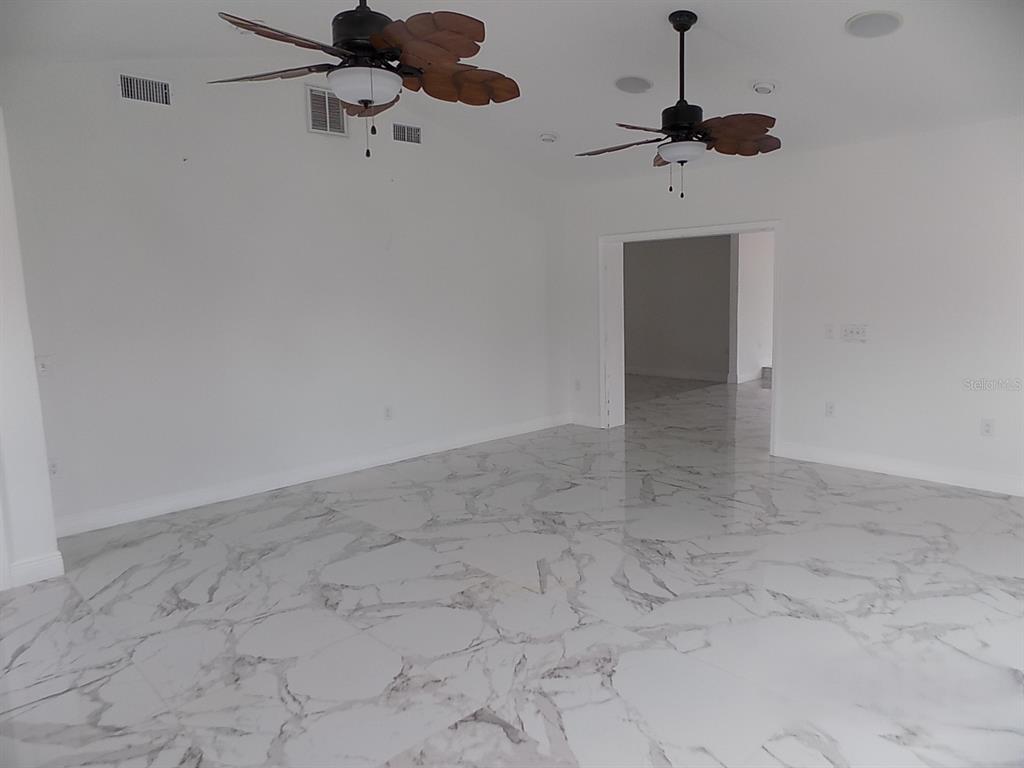 13701 GARRIS DRIVE, HUDSON, FL — photo 2 of 14