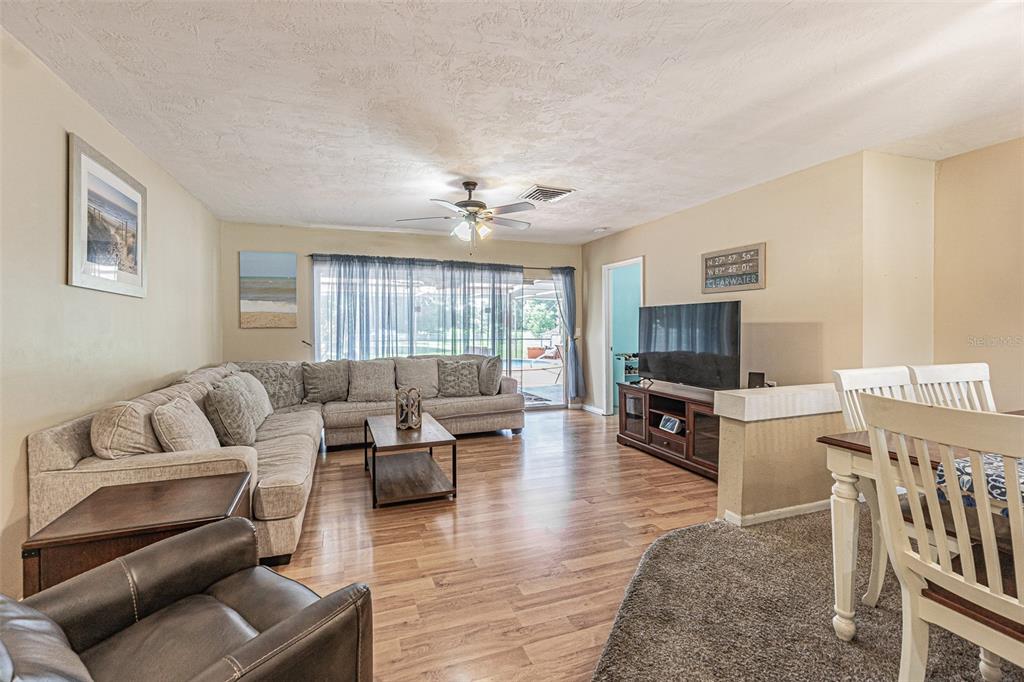 6924 300TH AVENUE N, CLEARWATER, FL — photo 4 of 30