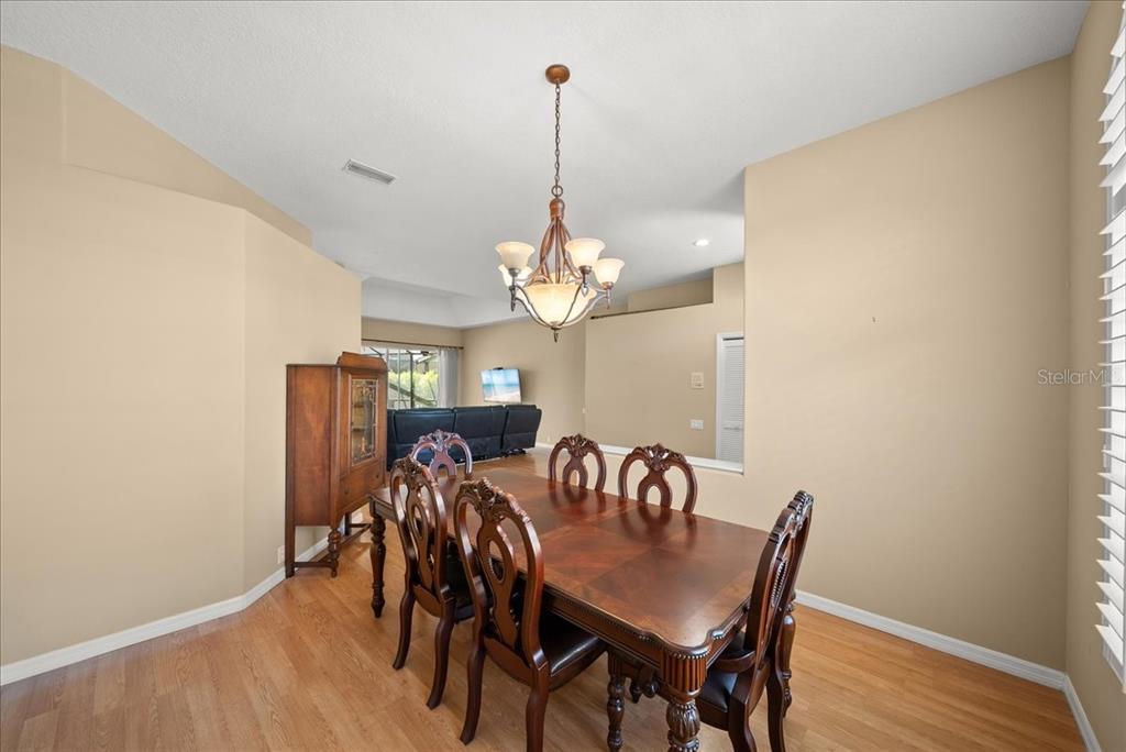4321 PRESIDENTIAL AVENUE CIRCLE E, BRADENTON, FL — photo 5 of 30
