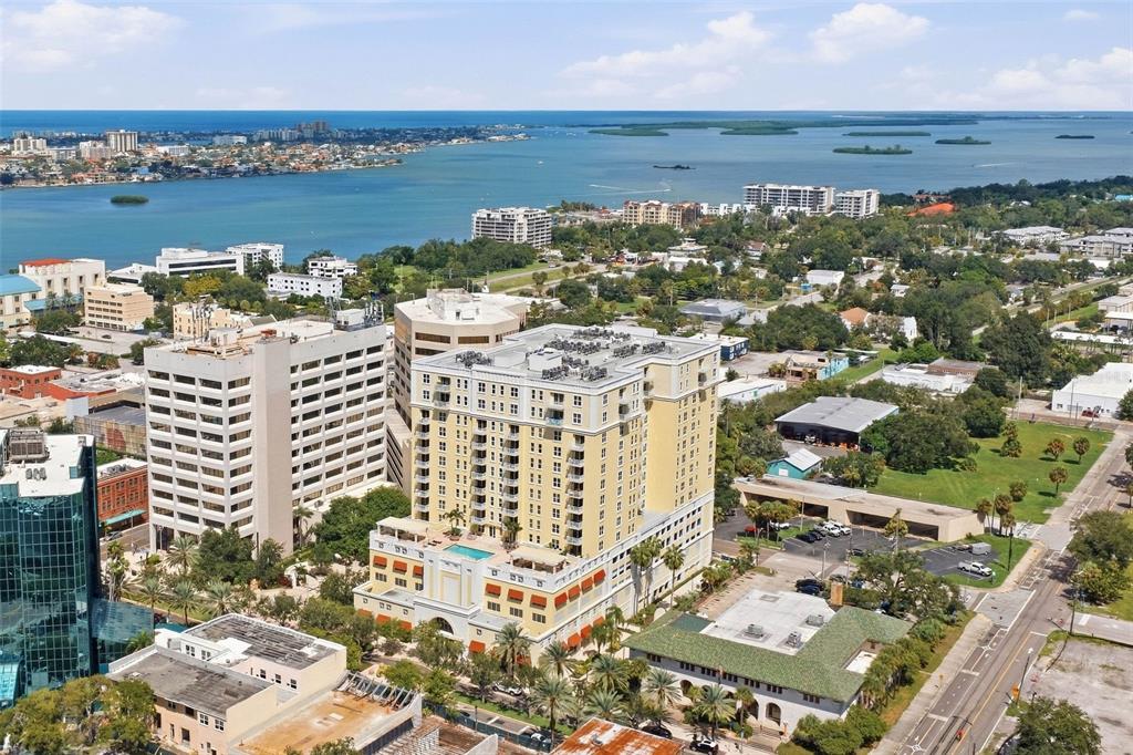 628 CLEVELAND STREET UNIT 809, CLEARWATER, FL — photo 3 of 32