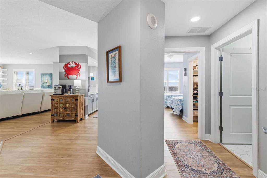 628 CLEVELAND STREET UNIT 809, CLEARWATER, FL — photo 4 of 32