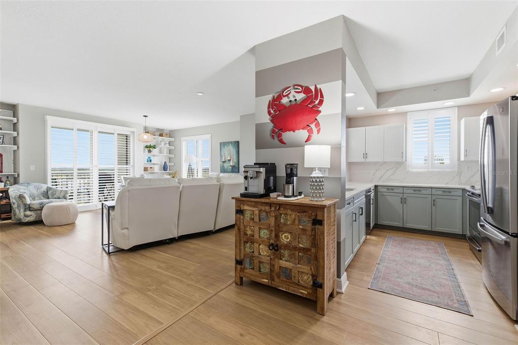 628 CLEVELAND STREET UNIT 809, CLEARWATER, FL — photo 5 of 32