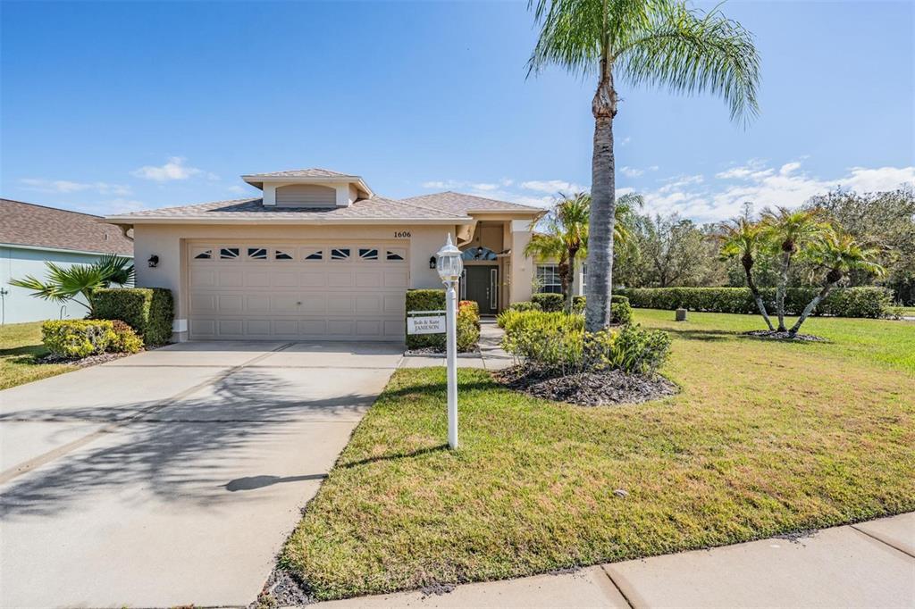 1606 ARBOR KNOLL LOOP