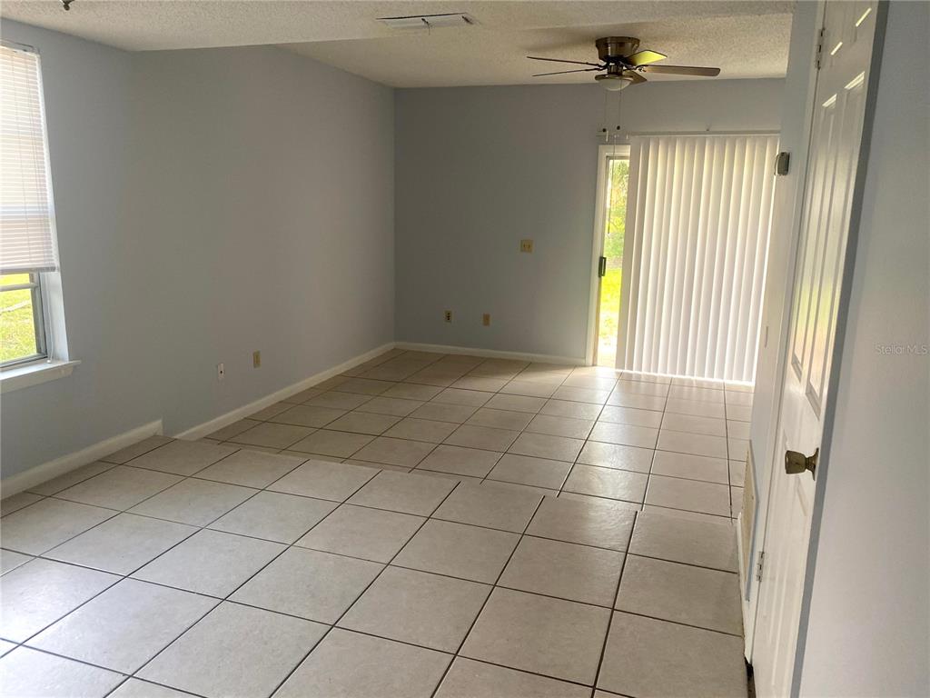 12086 MENDEL DRIVE, ORLANDO, FL — photo 2 of 17