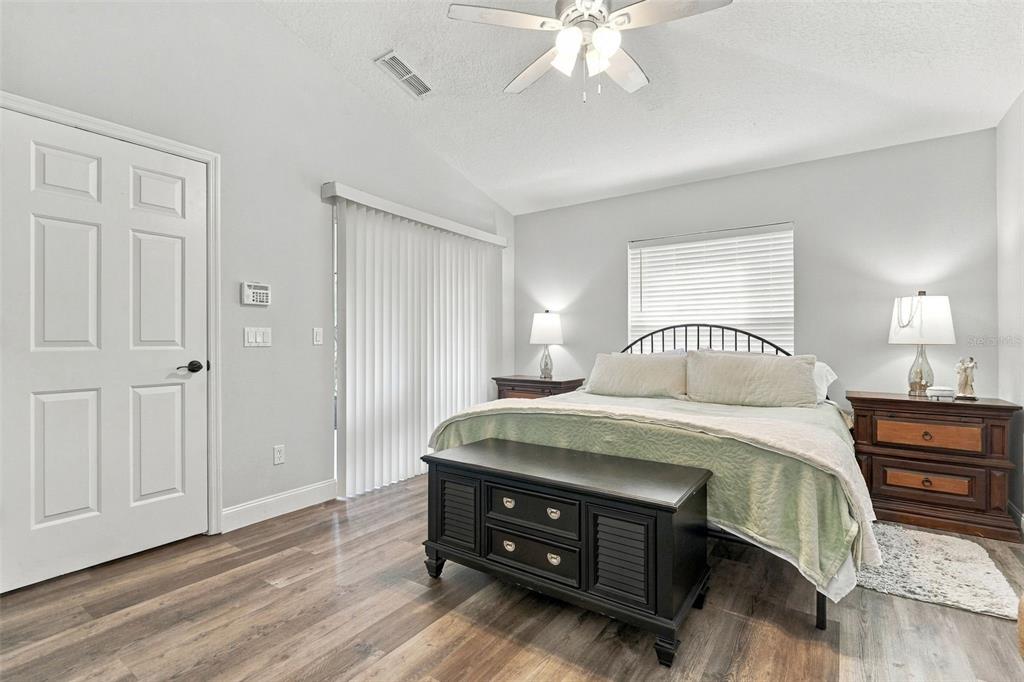 430 DEANNA CIRCLE, DELAND, FL — photo 4 of 30