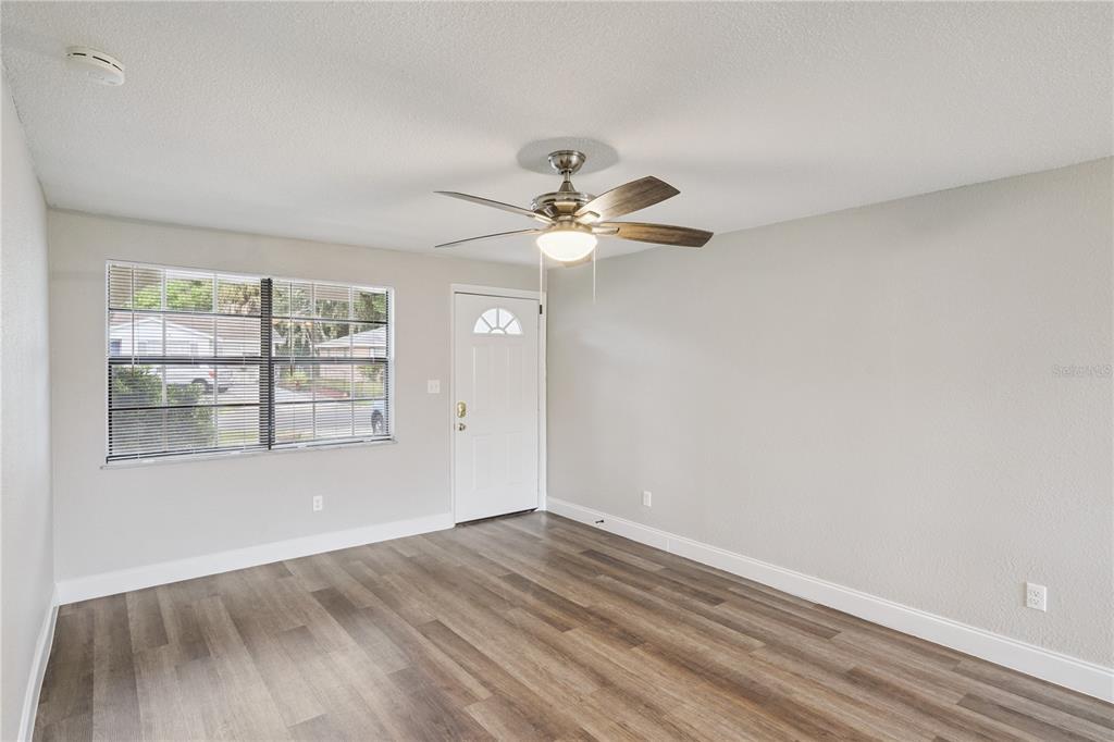 113 HUGHES AVENUE, SANFORD, FL — photo 4 of 22