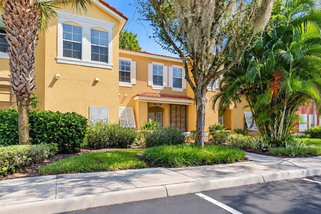 8516 CRYSTAL COVE LOOP, KISSIMMEE, FL — photo 2 of 30