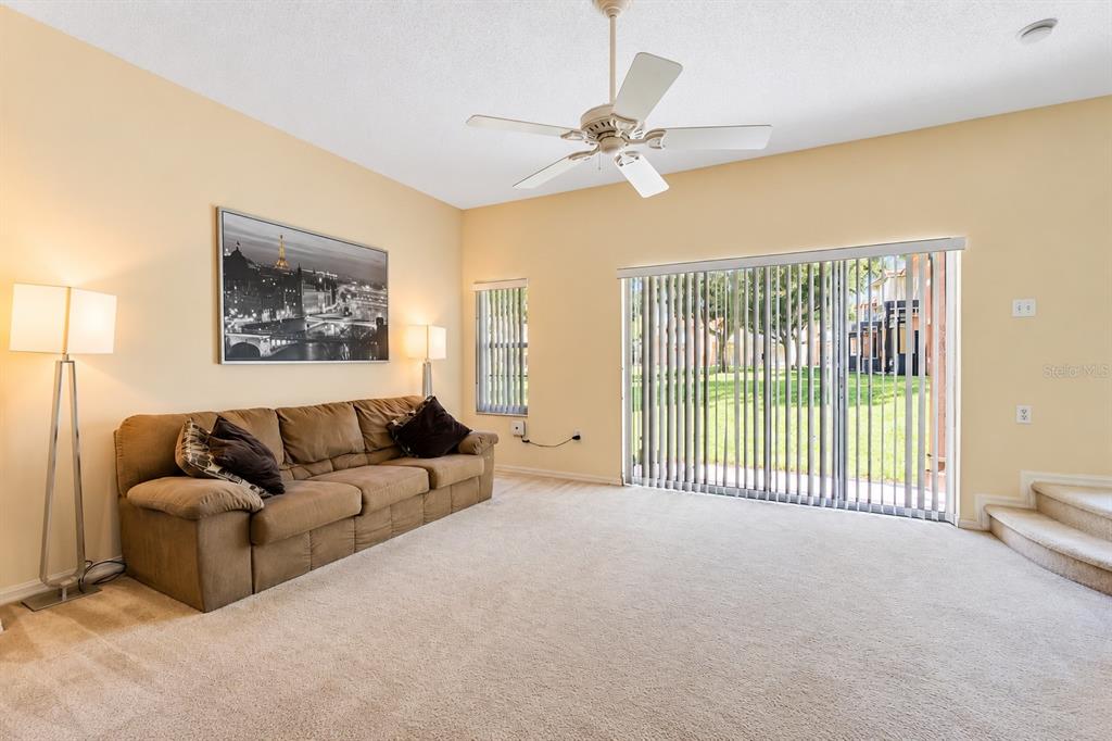 8516 CRYSTAL COVE LOOP, KISSIMMEE, FL — photo 4 of 30