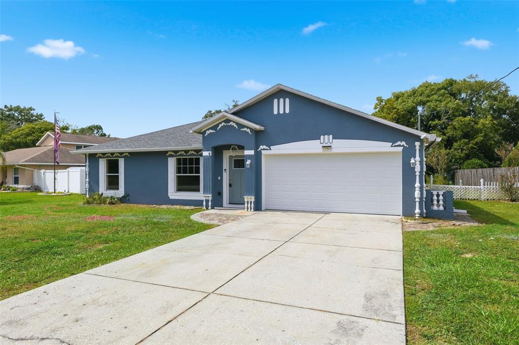 13393 TWIN LAKE AVENUE, SPRING HILL, FL — photo 5 of 30