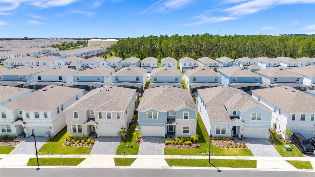 4197 LANA AVENUE, DAVENPORT, FL — photo 2 of 30