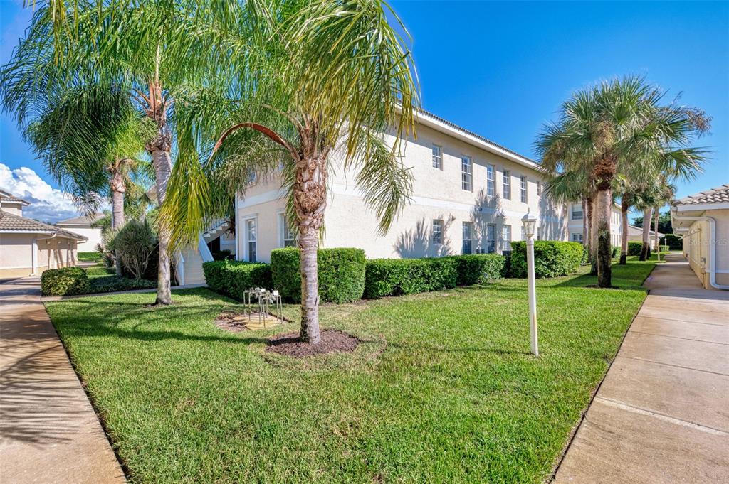 300 MIRABELLA CIRCLE UNIT 202