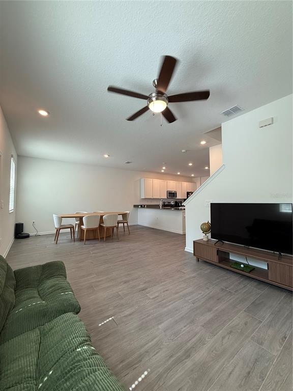 15821 WATER SPRING BOULEVARD, WINTER GARDEN, FL — photo 3 of 18