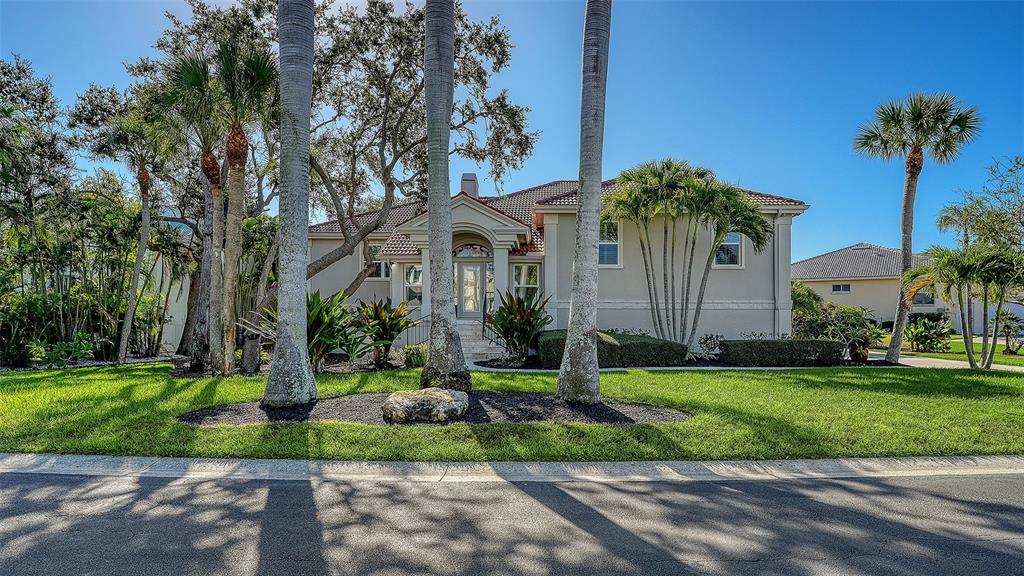 3540 BAYOU CIRCLE