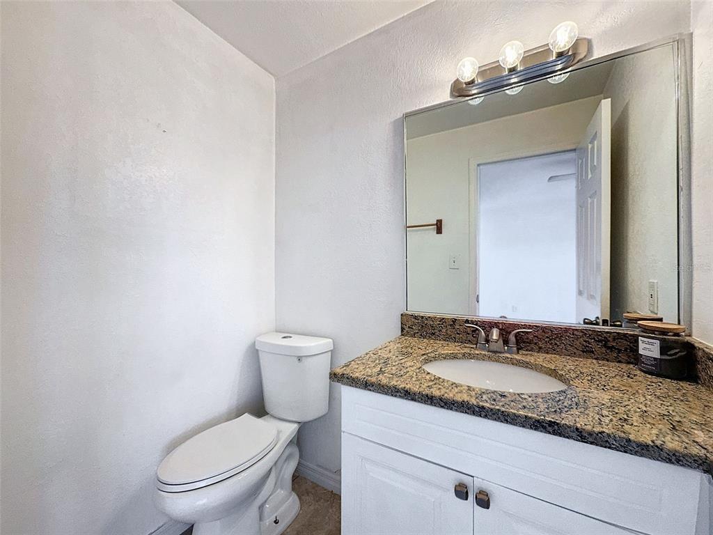 9201 TUDOR DRIVE UNIT C212, TAMPA, FL — photo 5 of 30