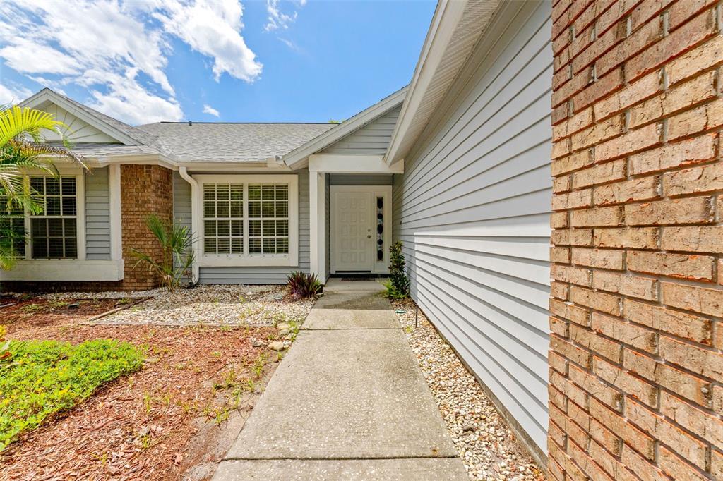 1435 CLUB DRIVE, TARPON SPRINGS, FL — photo 4 of 31