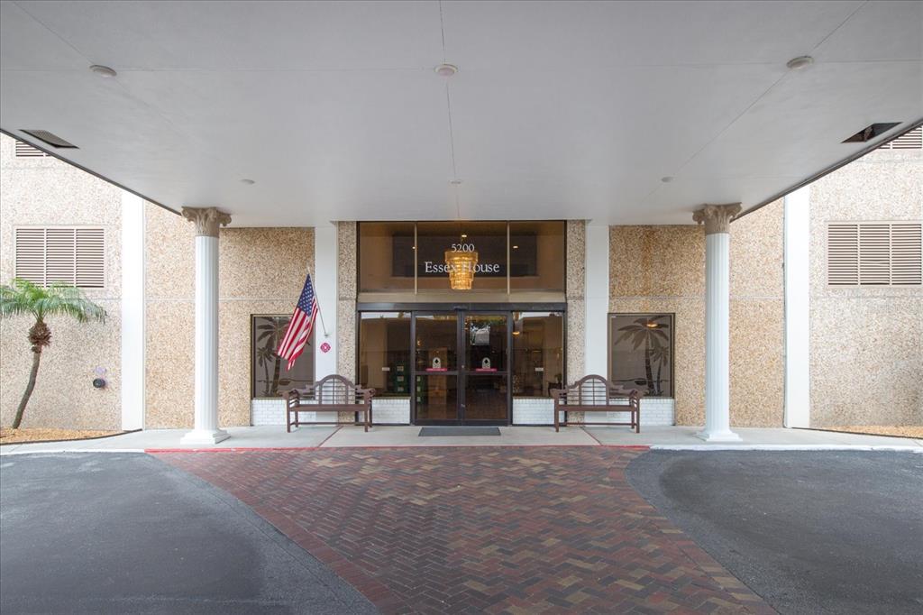 5200 BRITTANY DRIVE S UNIT 1503, ST PETERSBURG, FL — photo 5 of 30