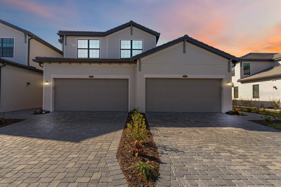 5608 SUMMIT POINTE CIRCLE UNIT 101