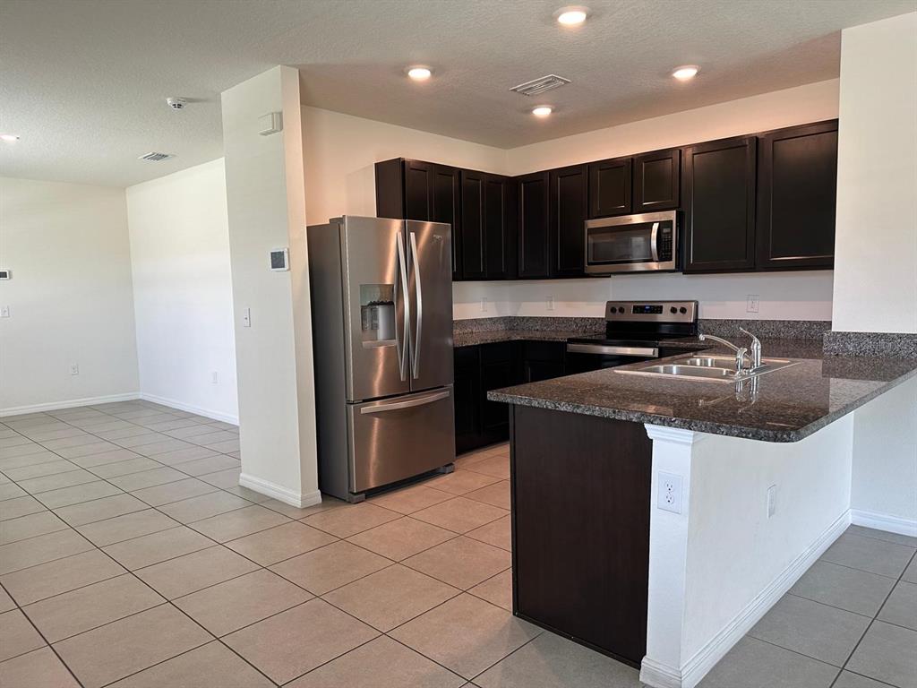 5831 ELEGANT ORCHID WAY, SARASOTA, FL — photo 2 of 15