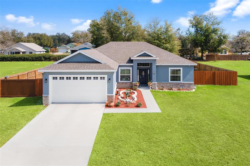 41428 TARPON AVENUE, UMATILLA, FL — photo 2 of 30
