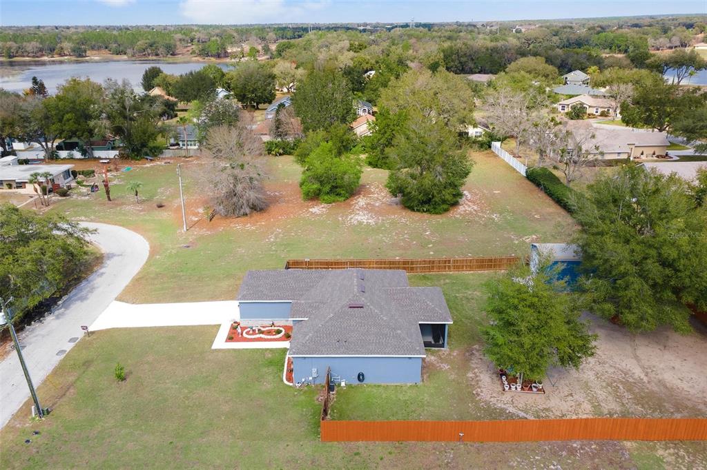 41428 TARPON AVENUE, UMATILLA, FL — photo 4 of 30