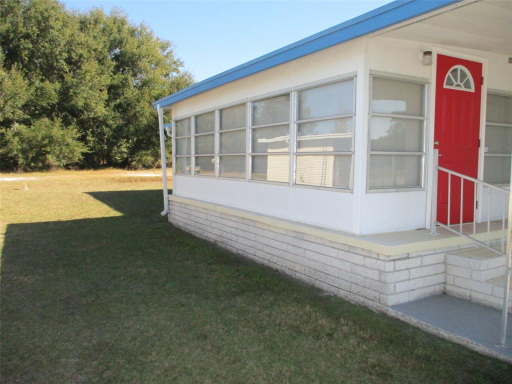 3718 CASTLE DRIVE, ZEPHYRHILLS, FL — photo 3 of 21