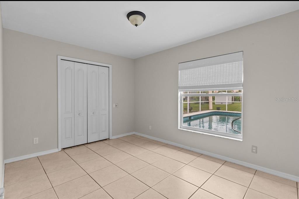 1040 BAY HARBOR DRIVE, ENGLEWOOD, FL — photo 5 of 10