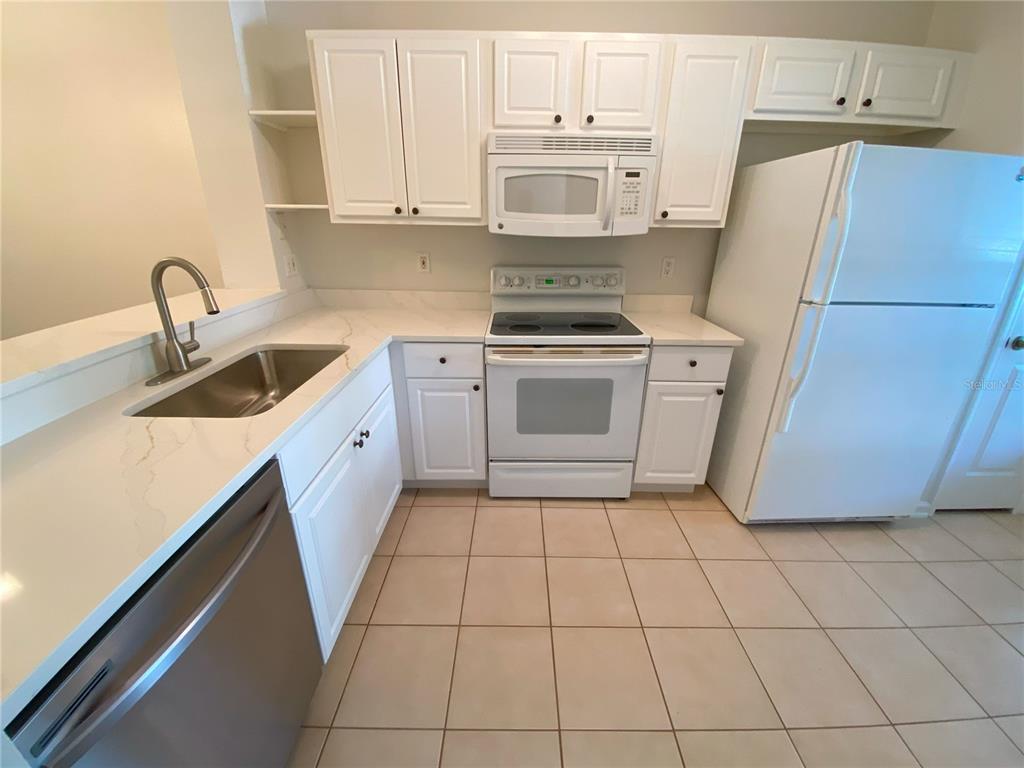 2904 WOODLANDS PARK COURT, LAKE MARY, FL — photo 2 of 19