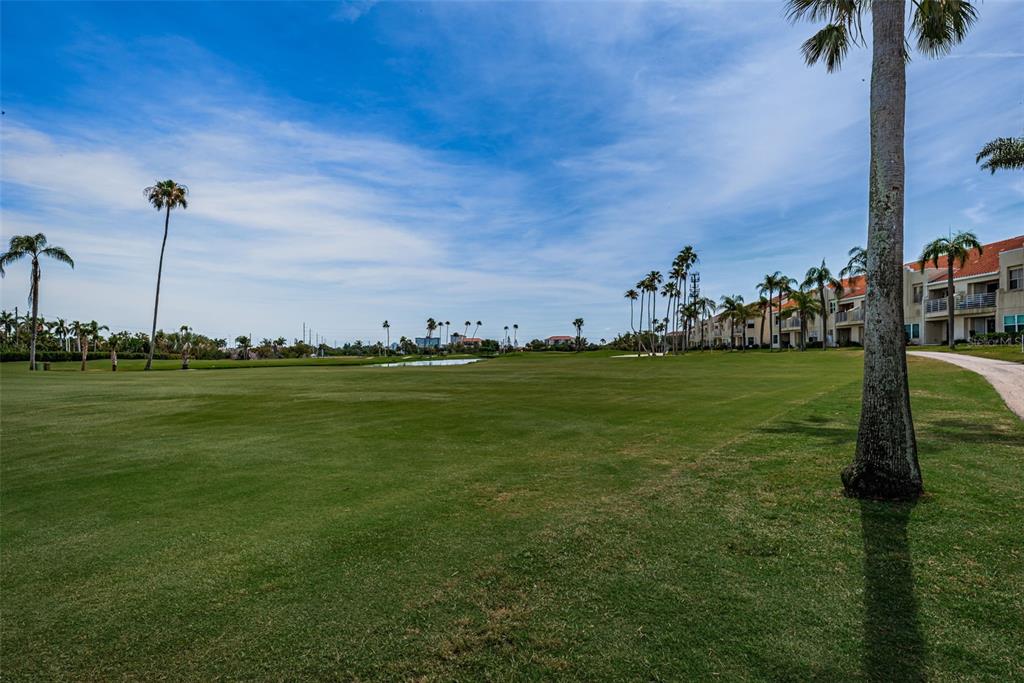 6181 BAHIA DEL MAR BOULEVARD UNIT 112, ST PETERSBURG, FL — photo 4 of 30