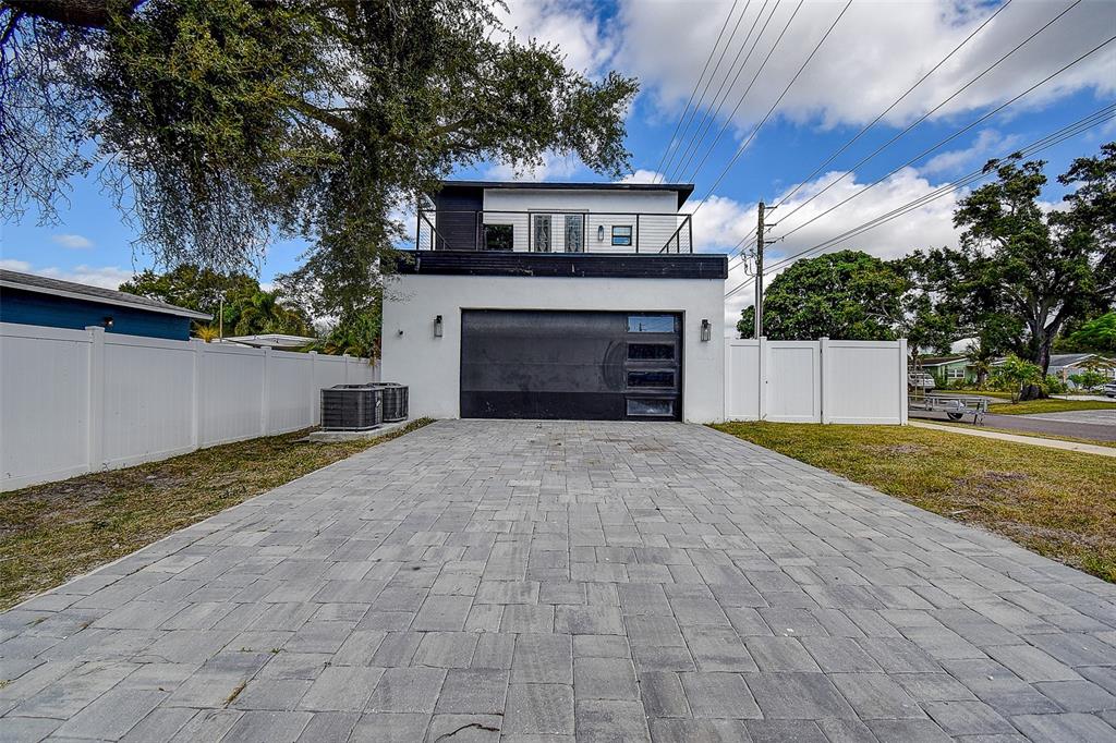 5200 7TH AVENUE N, ST PETERSBURG, FL — photo 3 of 30