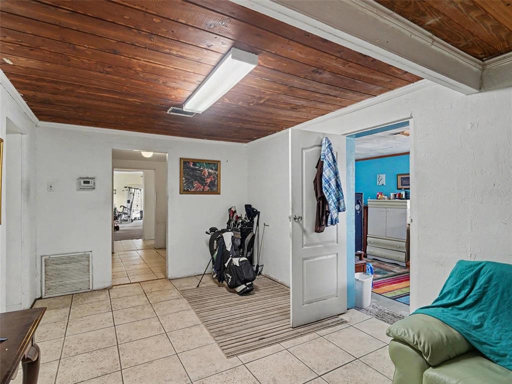 1503 55TH AVENUE W, BRADENTON, FL — photo 3 of 27
