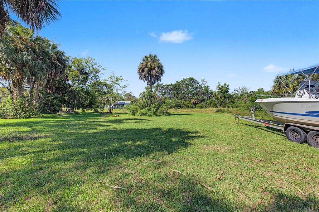 10933 W FORT ISLAND TRAIL, CRYSTAL RIVER, FL — photo 4 of 30
