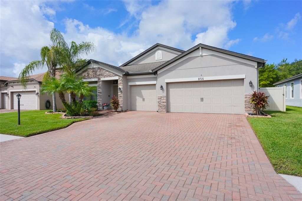 856 129TH STREET NE, BRADENTON, FL — photo 2 of 30