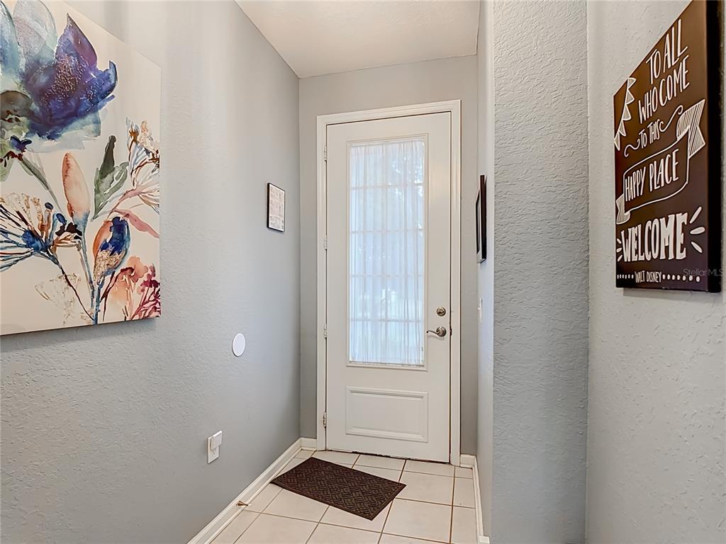 2592 MANESHAW LANE, KISSIMMEE, FL — photo 4 of 30