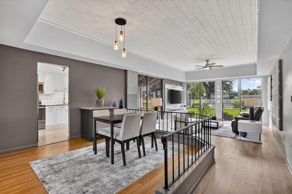2319 LAKESIDE MEWS UNIT B3, SARASOTA, FL — photo 4 of 30
