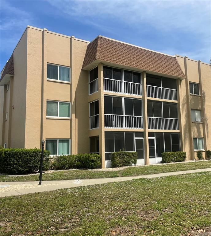 1310 GLEN OAKS DRIVE E UNIT 182E