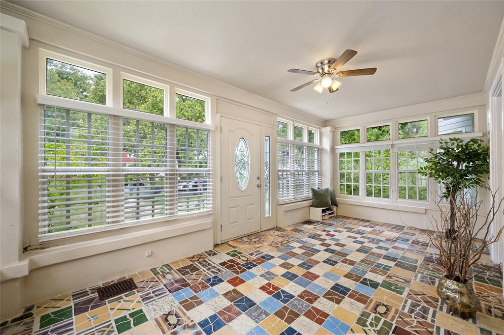 1225 11TH STREET N, ST PETERSBURG, FL — photo 4 of 30