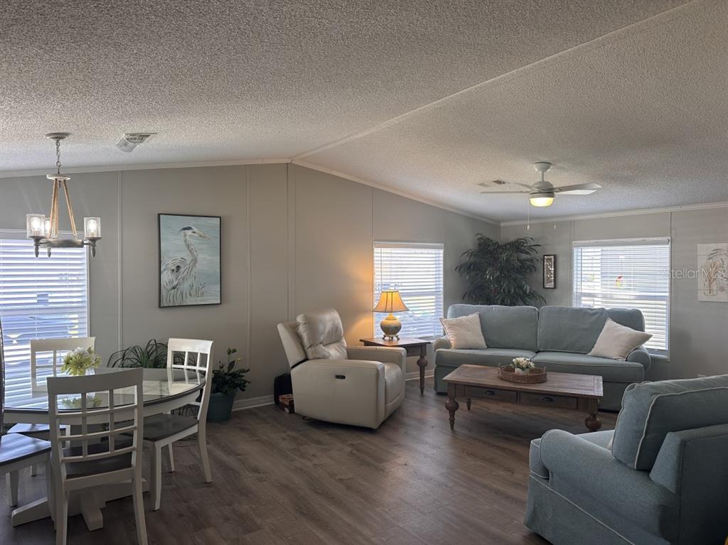 122 W SAINT ANNES CIRCLE, APOLLO BEACH, FL — photo 4 of 12