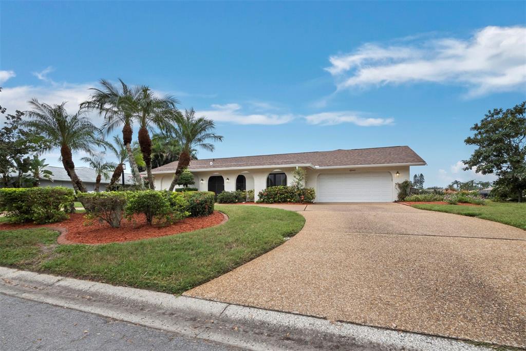 6945 COUNTRY LAKES CIRCLE, SARASOTA, FL — photo 2 of 30