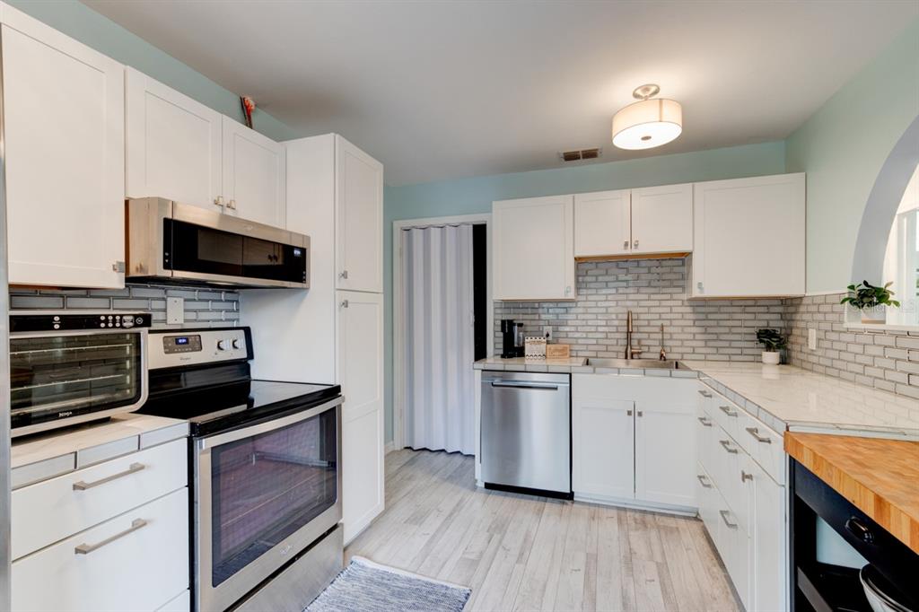 1601 BIG TREE ROAD UNIT 408, DAYTONA BEACH, FL — photo 5 of 23
