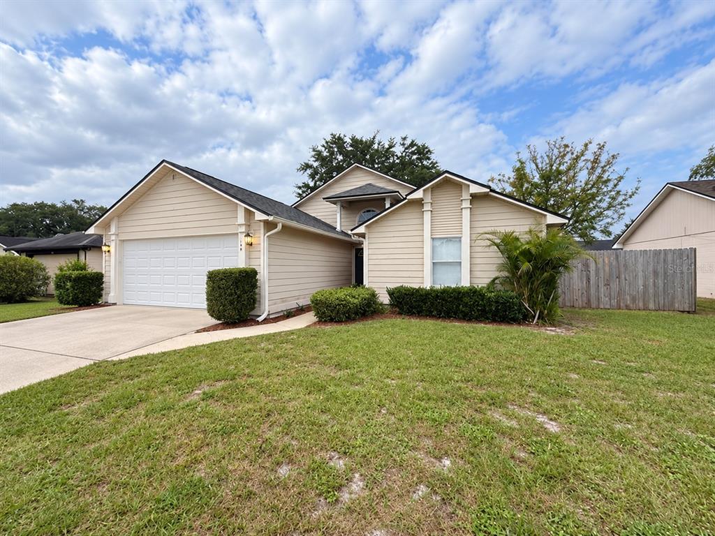 204 S SOMERSET COURT