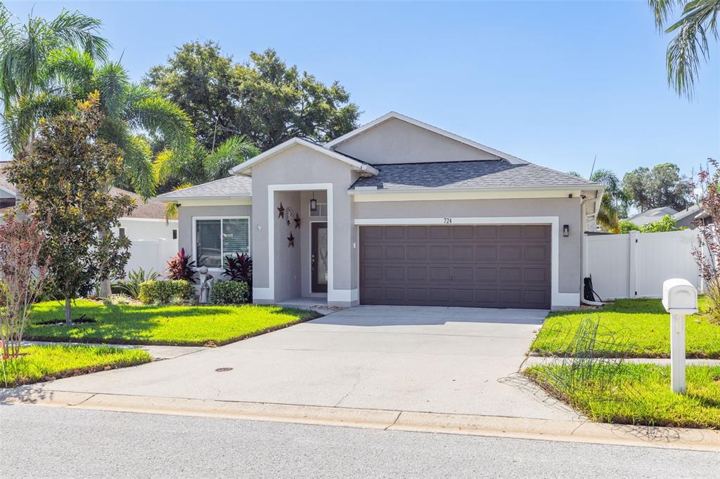724 SANDY HILLS AVENUE, TARPON SPRINGS, FL — photo 2 of 38