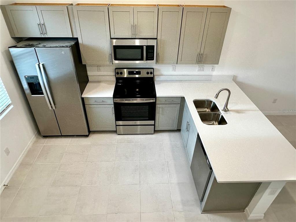 8516 DAYBREAK ST STREET, SARASOTA, FL — photo 5 of 20