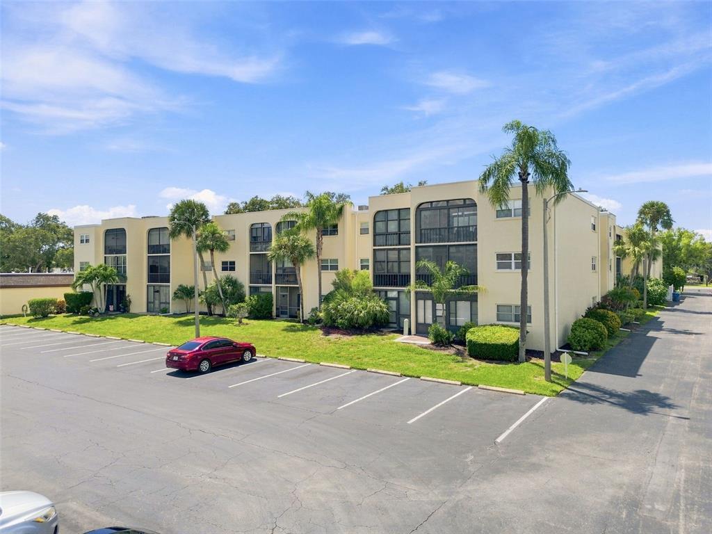 11485 OAKHURST ROAD UNIT 1200-214, LARGO, FL — photo 2 of 30