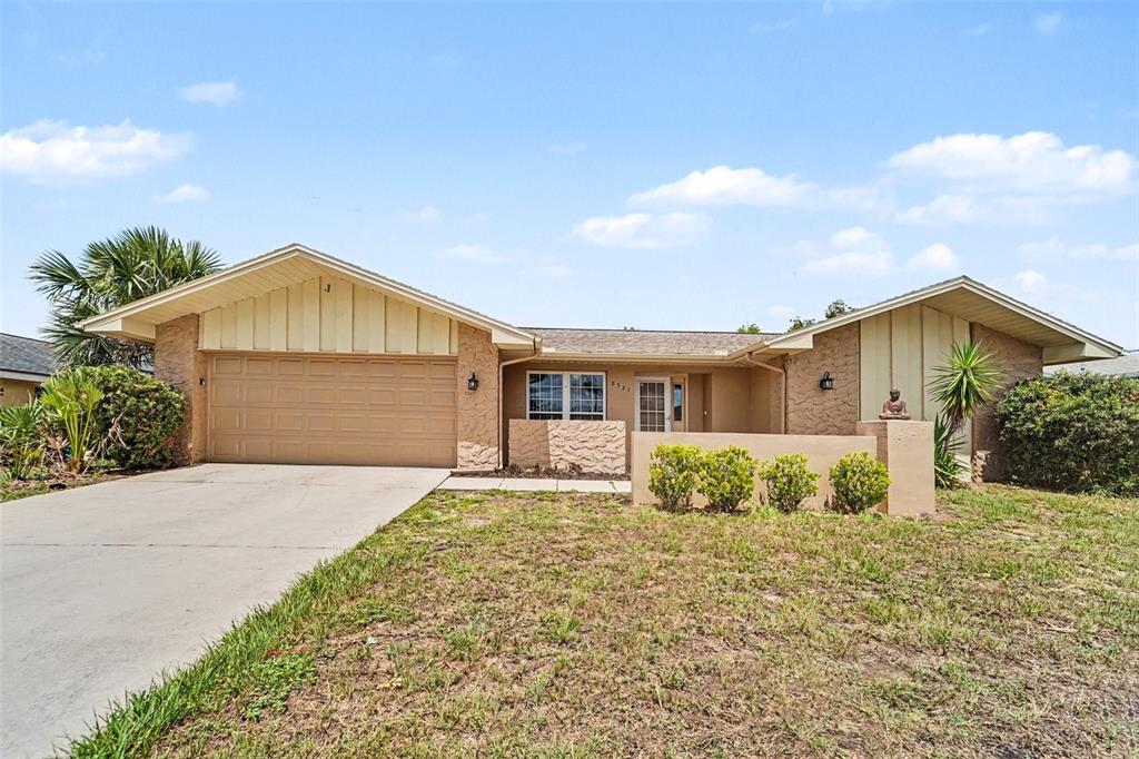 8321 BRIARLEAF COURT