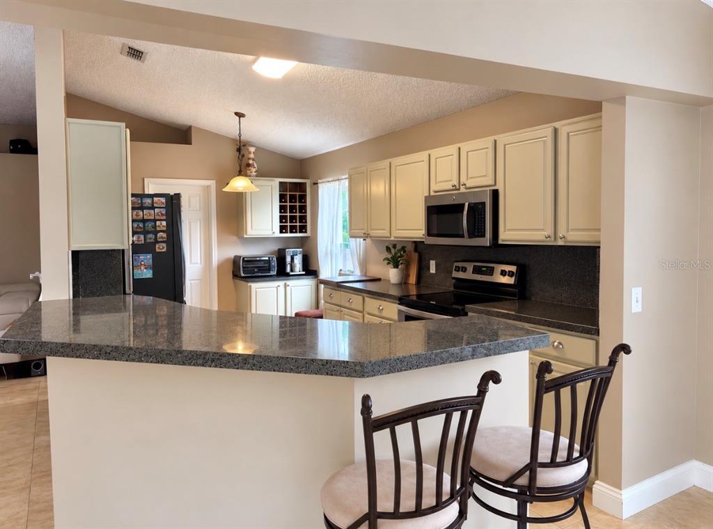 133 SPANISH BAY DRIVE, SANFORD, FL — photo 3 of 17