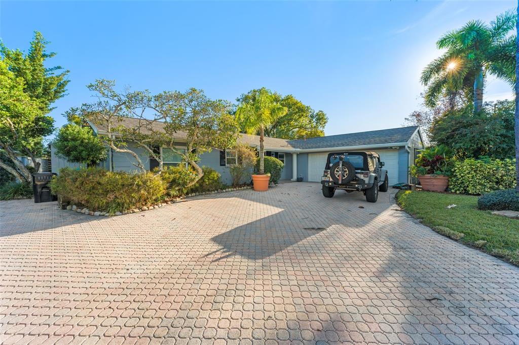 2904 TRADEWINDS TRAIL