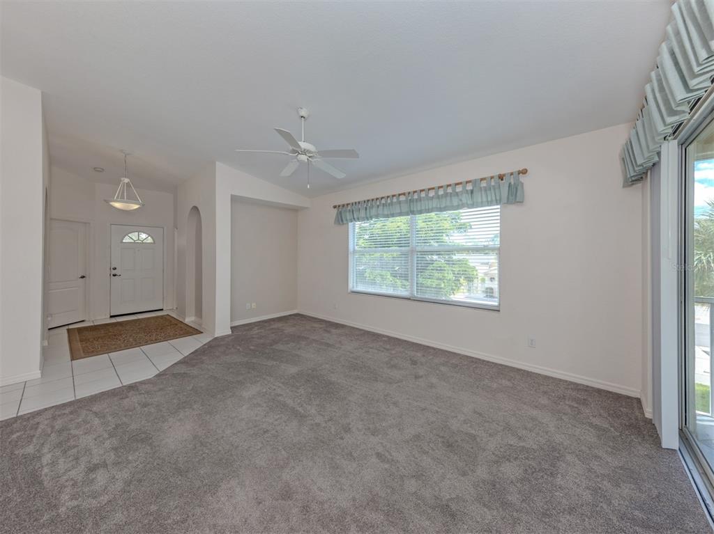 503 AUBURN LAKES CIRCLE UNIT 503, VENICE, FL — photo 5 of 30