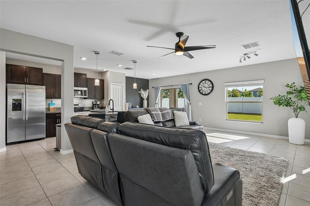 4714 RON EDDIE PLACE, TAMPA, FL — photo 4 of 30